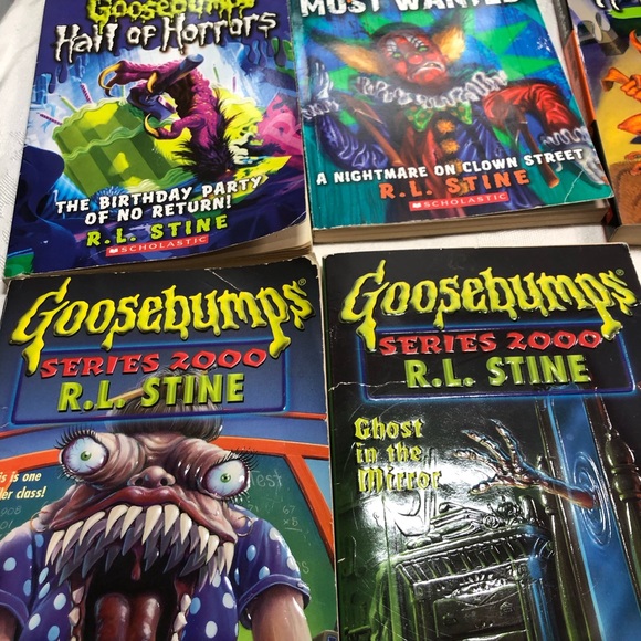 Lot of 10 R.L. Stine Paperback Books Goosebumps, Ghosts of Fear St. Horrorland - Picture 13 of 15
